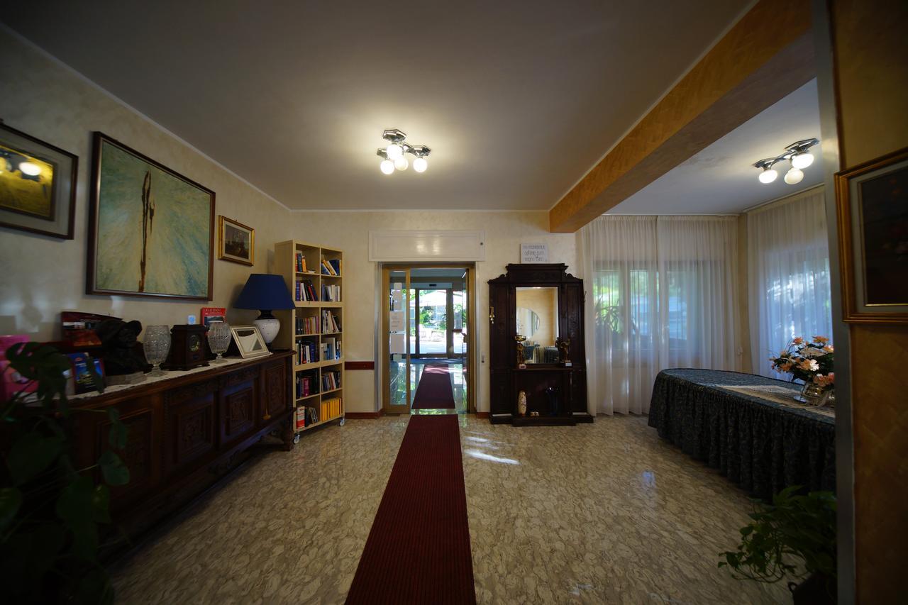 King Hotel Fiuggi Exteriér fotografie